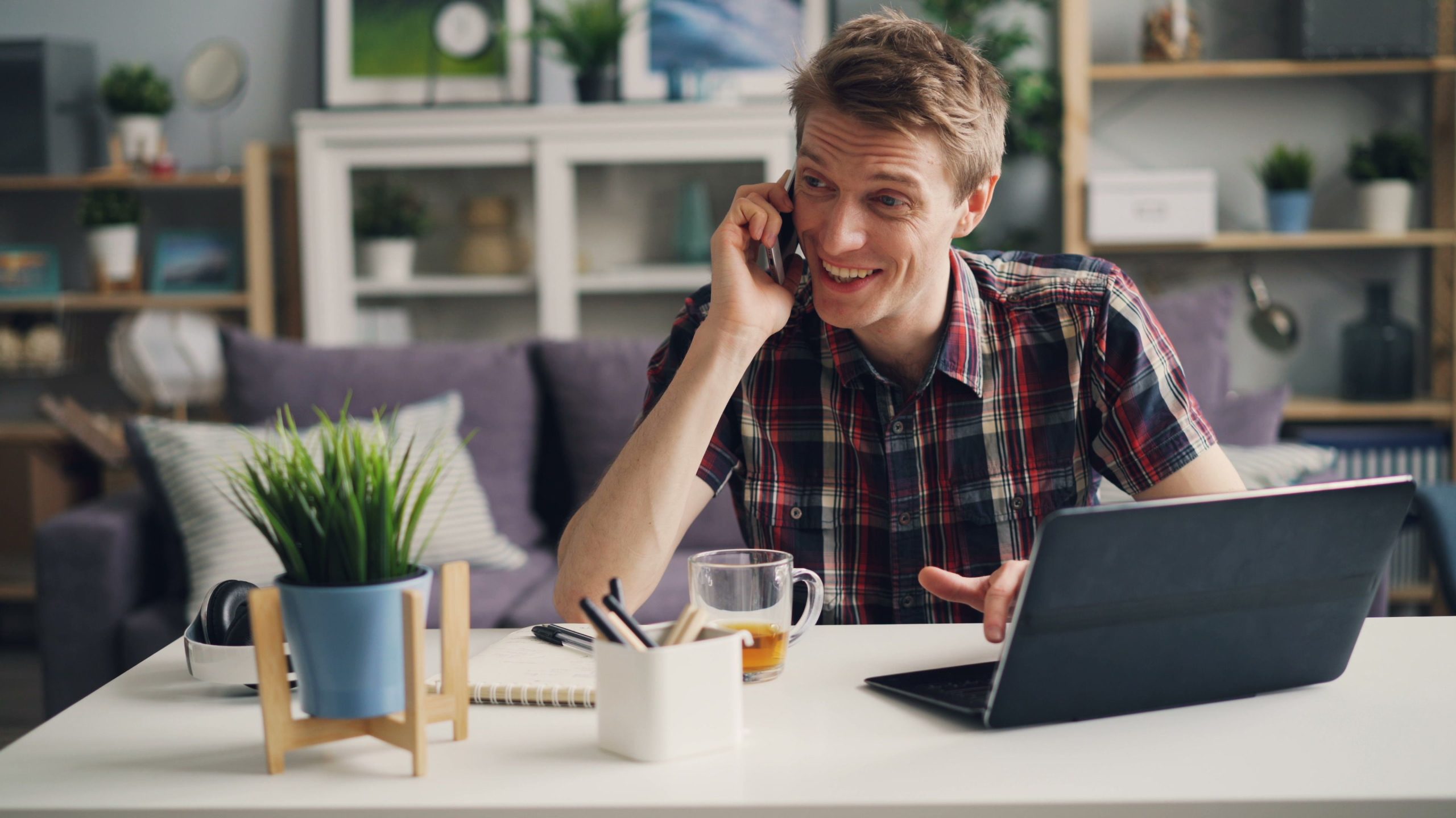 Cloud telephony and remote working
